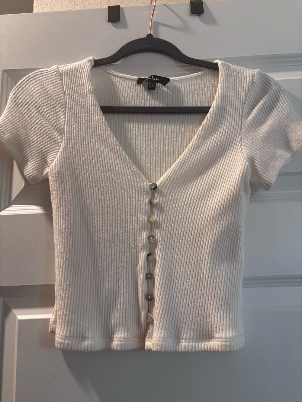 Lulu's Cream Ribbed V-Neck Button Crop Top